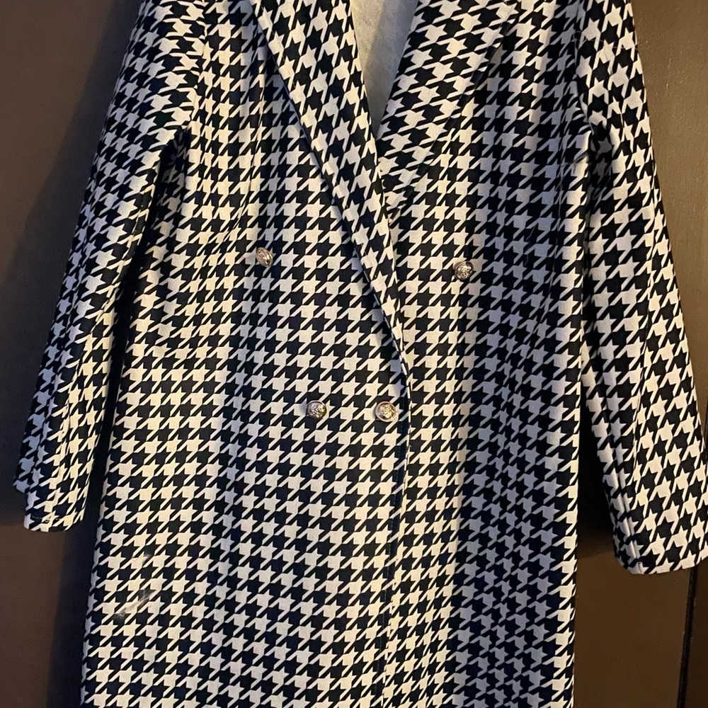 Lightweight coat